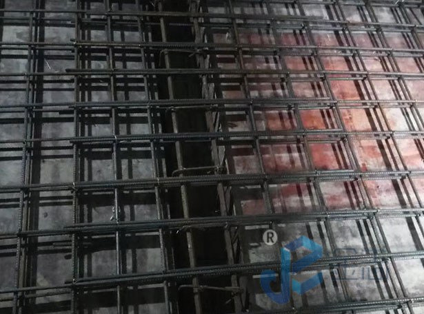 �F(xi��n)��