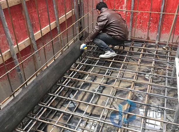 �F(xi��n)��